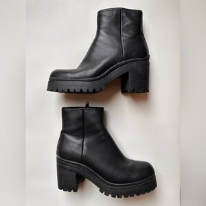 Jeffrey Campbell Black Heeled Platform Lug Sole Tracker Boot Sise 6.5